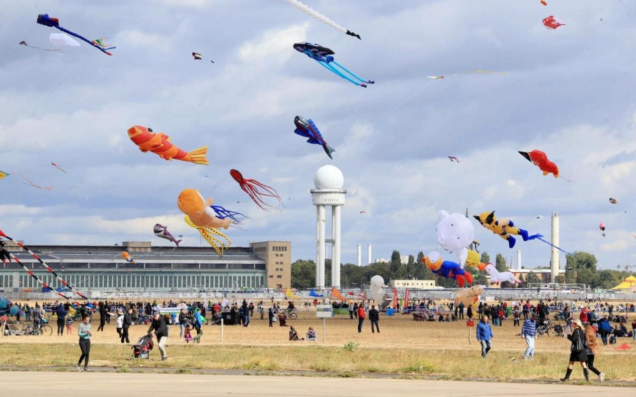 Schillinger-Berlin Am Tempelhofer Feld Aparthotel Kültér fotó